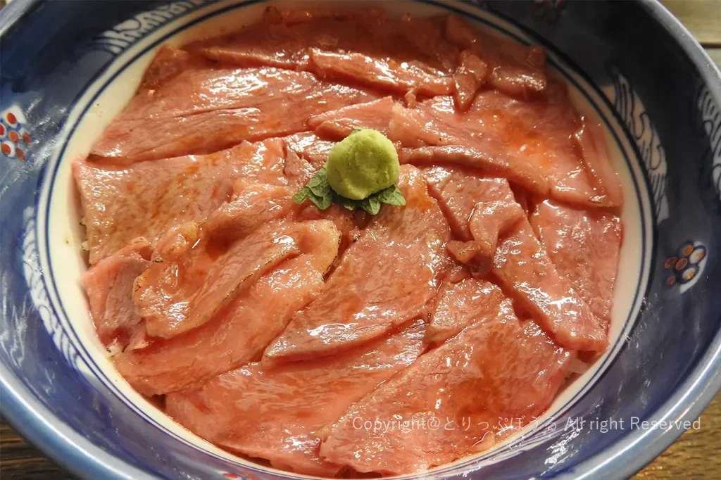 富良野くまげらローストビーフ丼